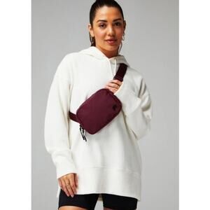 Fabletics The Belt Bag In Merlot NWT Water Resistant Crossbody Waist Bag
